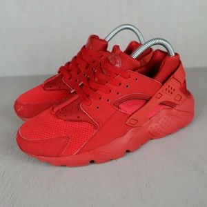 Nike Air Huarache Run Athletic Running Shoe Yth Sz 7Y / Womens sz 8.5 Triple Red